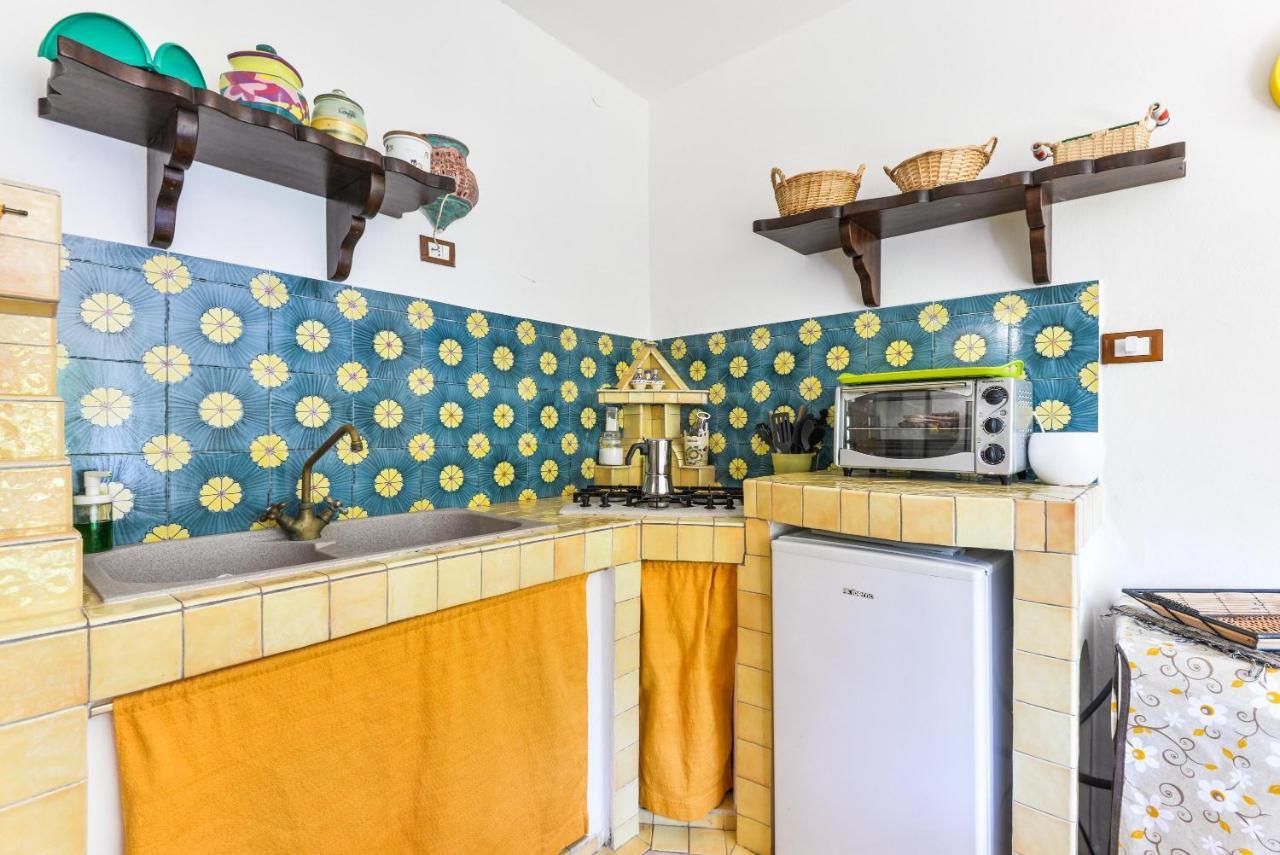 Casa Vacanze Iose Ріо-Маріна Екстер'єр фото